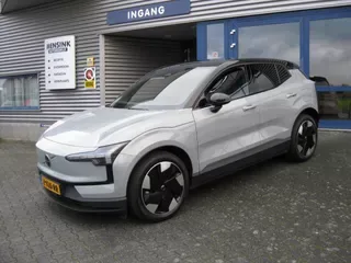 Volvo EX30 (2024) — foto 1