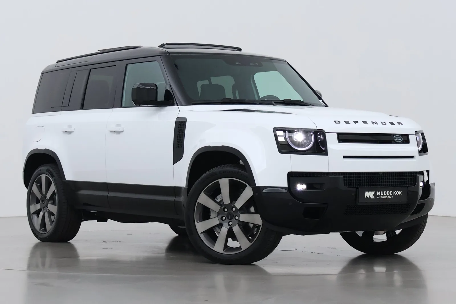 Land Rover Defender (2026) — foto 1