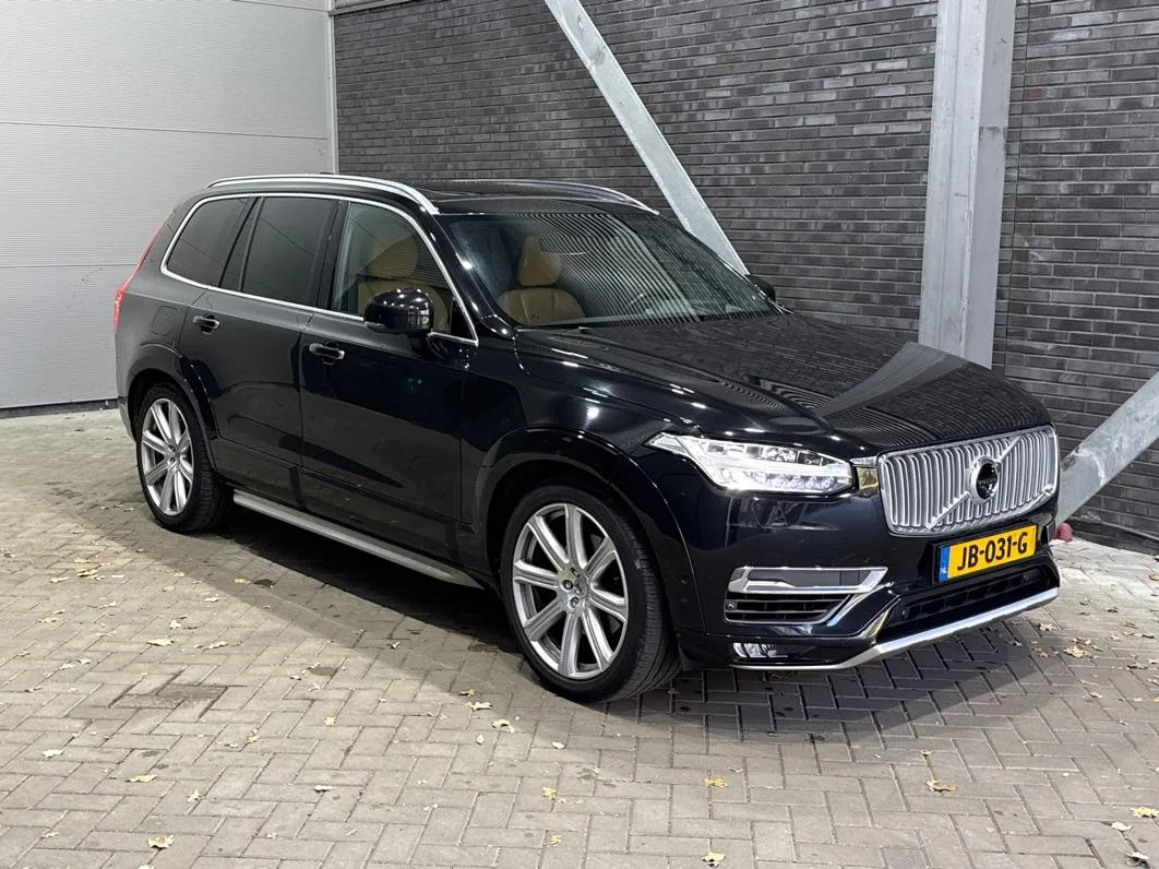 Volvo XC90 (2016) — foto 1