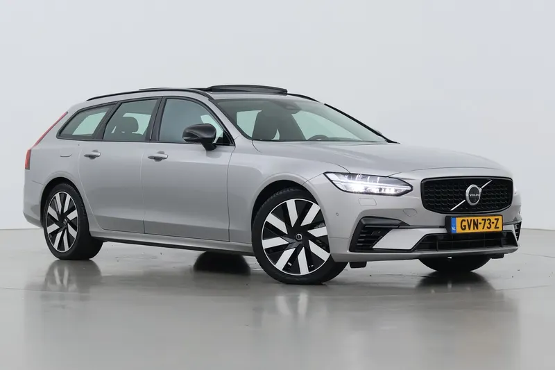 Volvo V90 (2024)