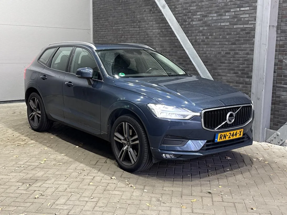 Volvo XC60 (2018) — foto 1