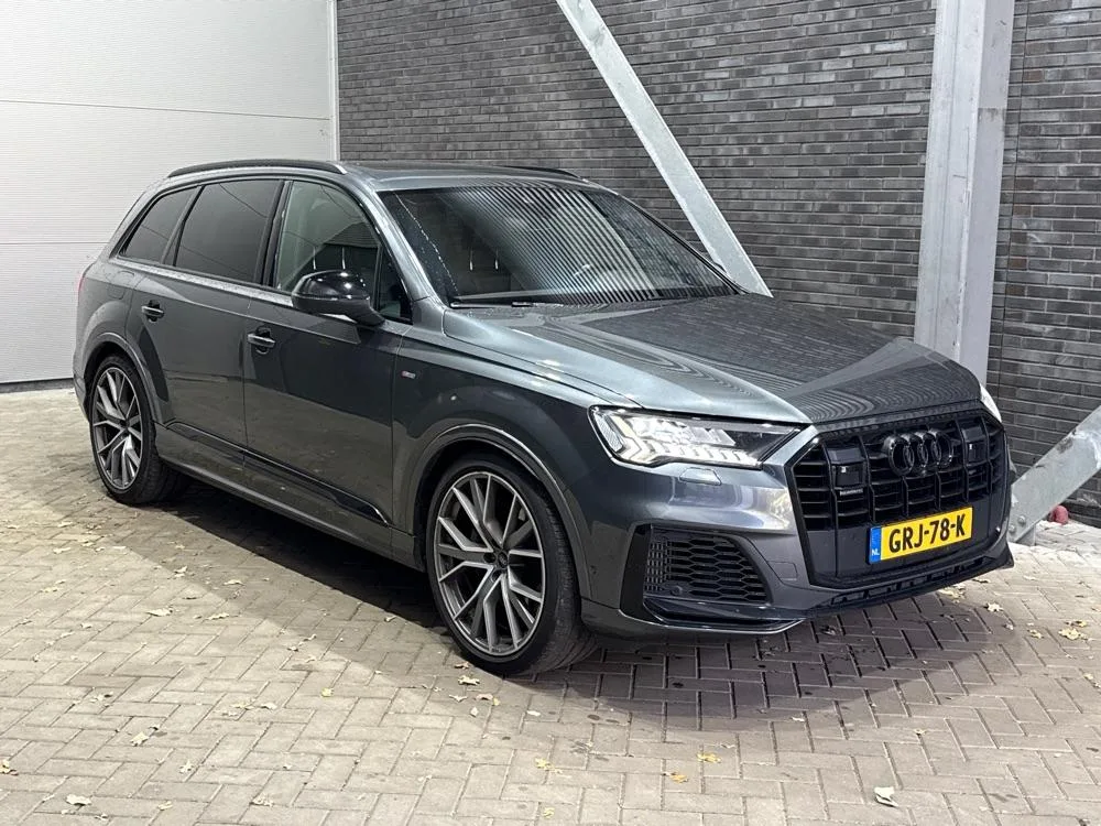 Audi Q7 (2021) — foto 1