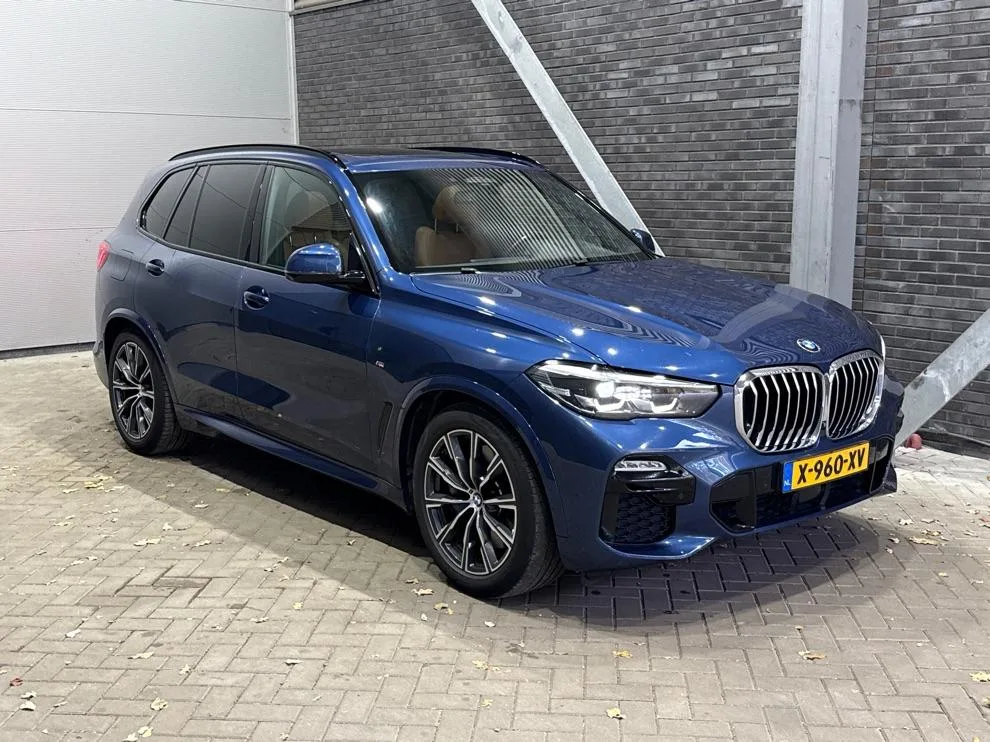 BMW X5 (2019) — foto 1