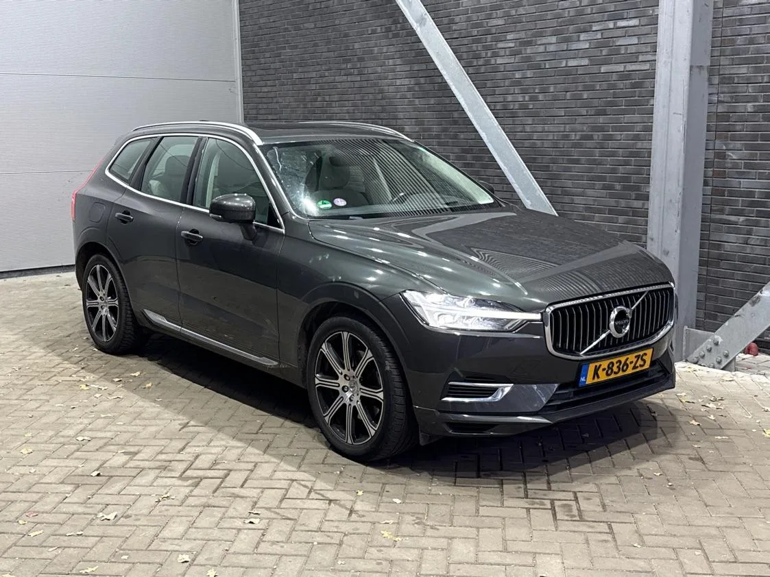 Volvo XC60 (2021) — foto 1