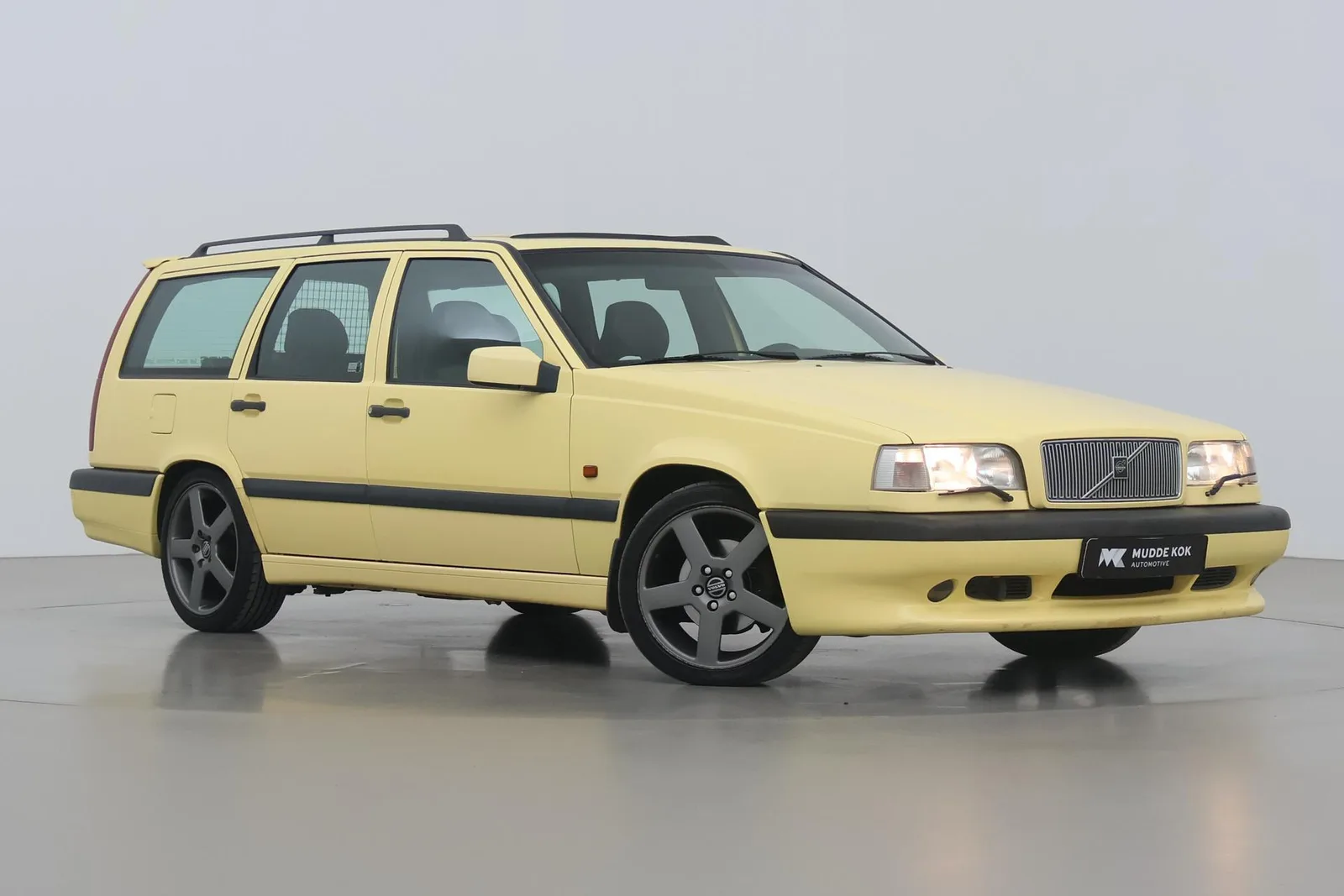 Volvo 850 (1995) — foto 1