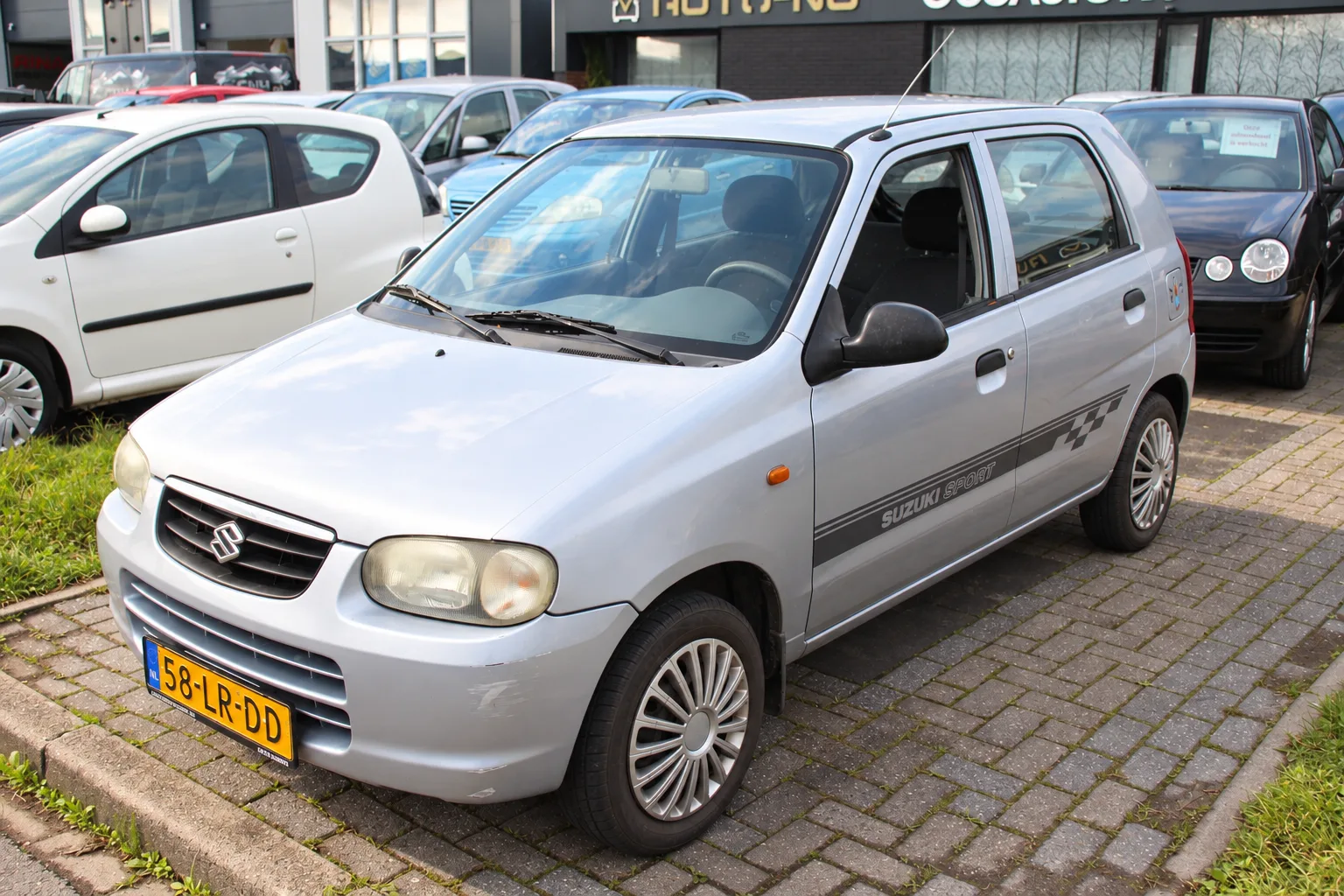 Suzuki Alto (2003) — foto 1