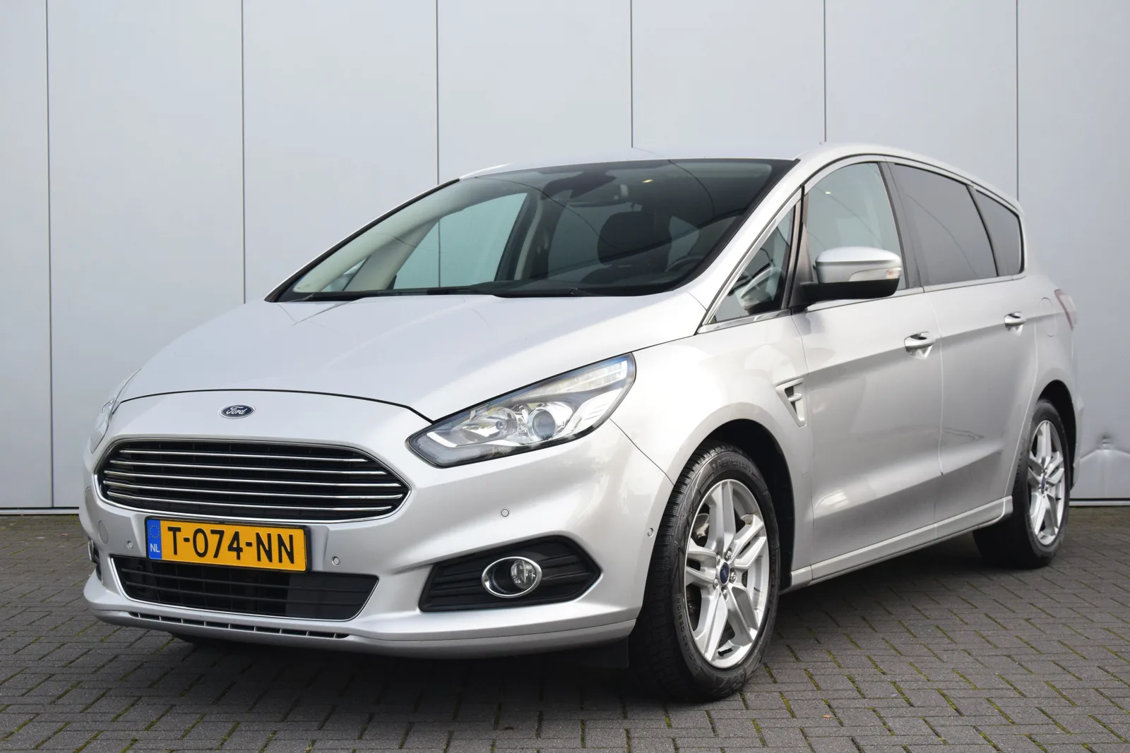 Ford S-Max (2015) — foto 1