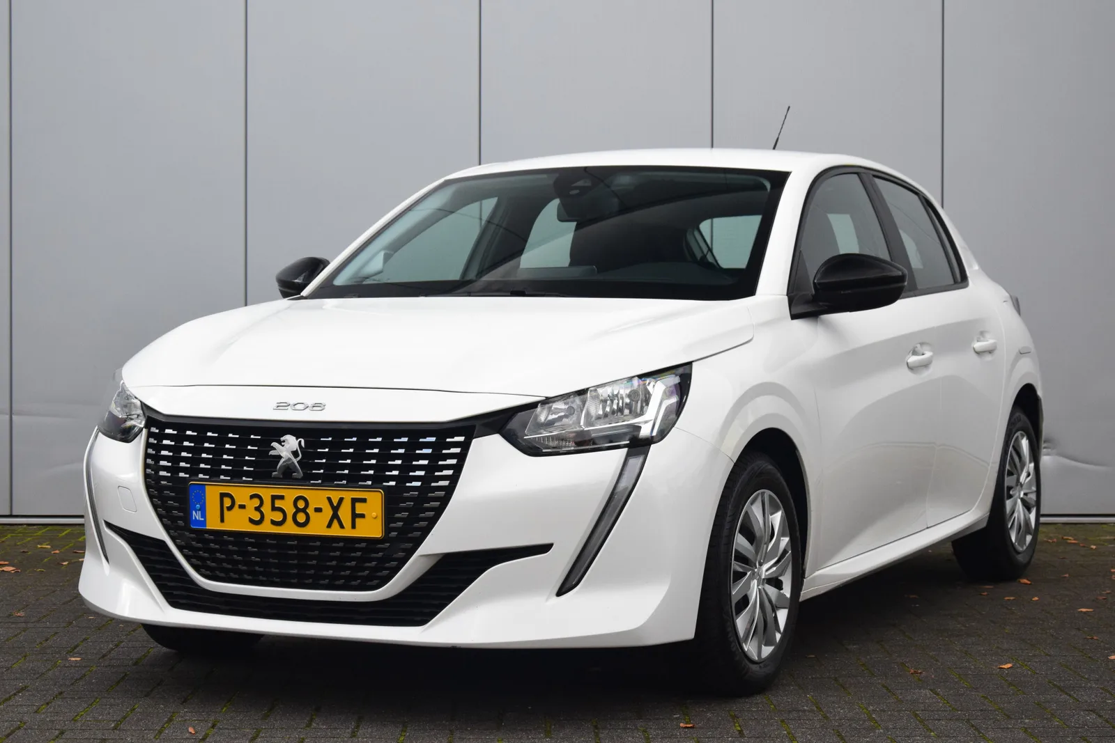 Peugeot 208 (2022) — foto 1