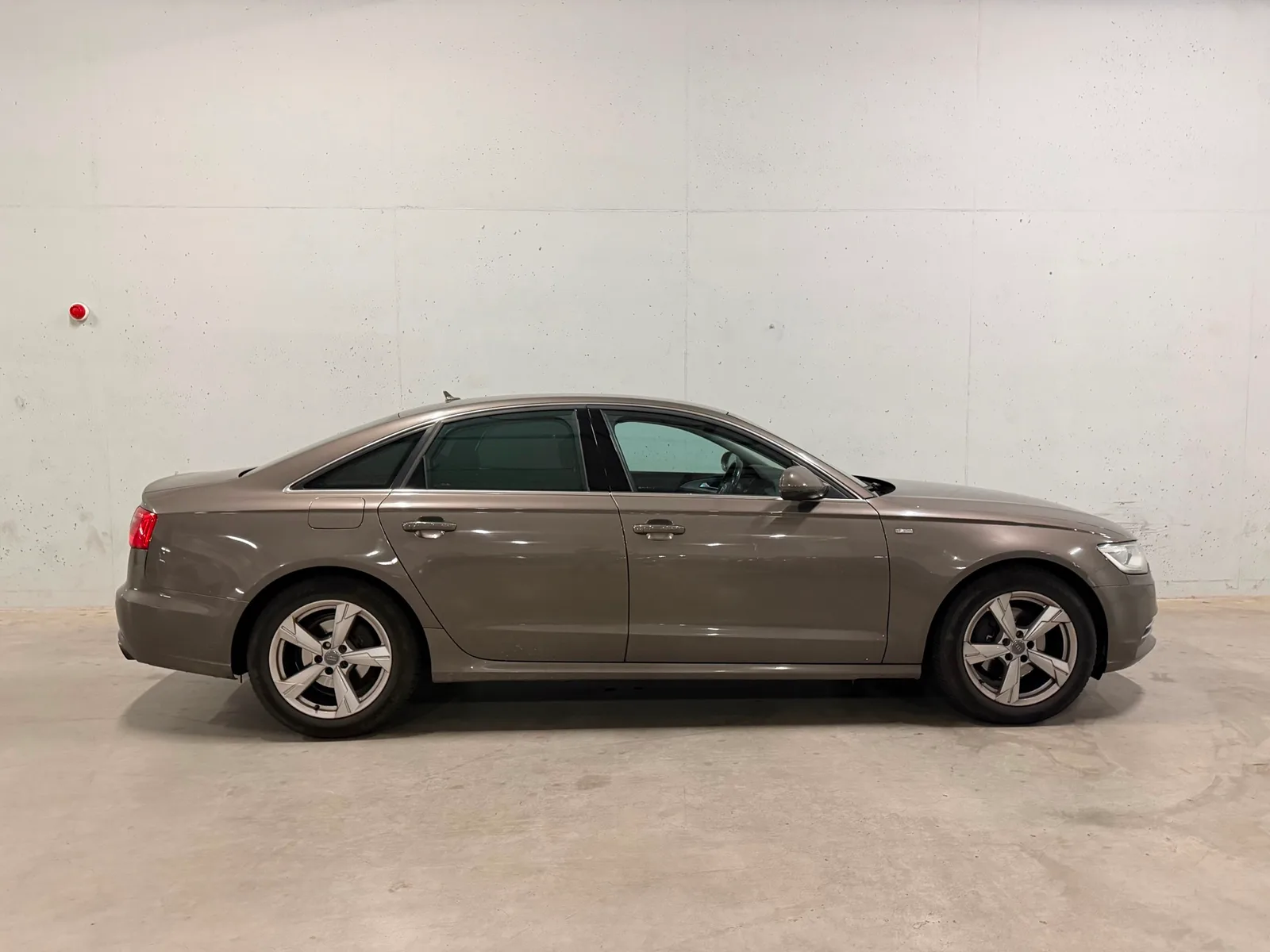 Audi A6 (2011) — foto 1