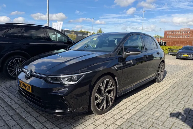 Volkswagen Golf (2021)