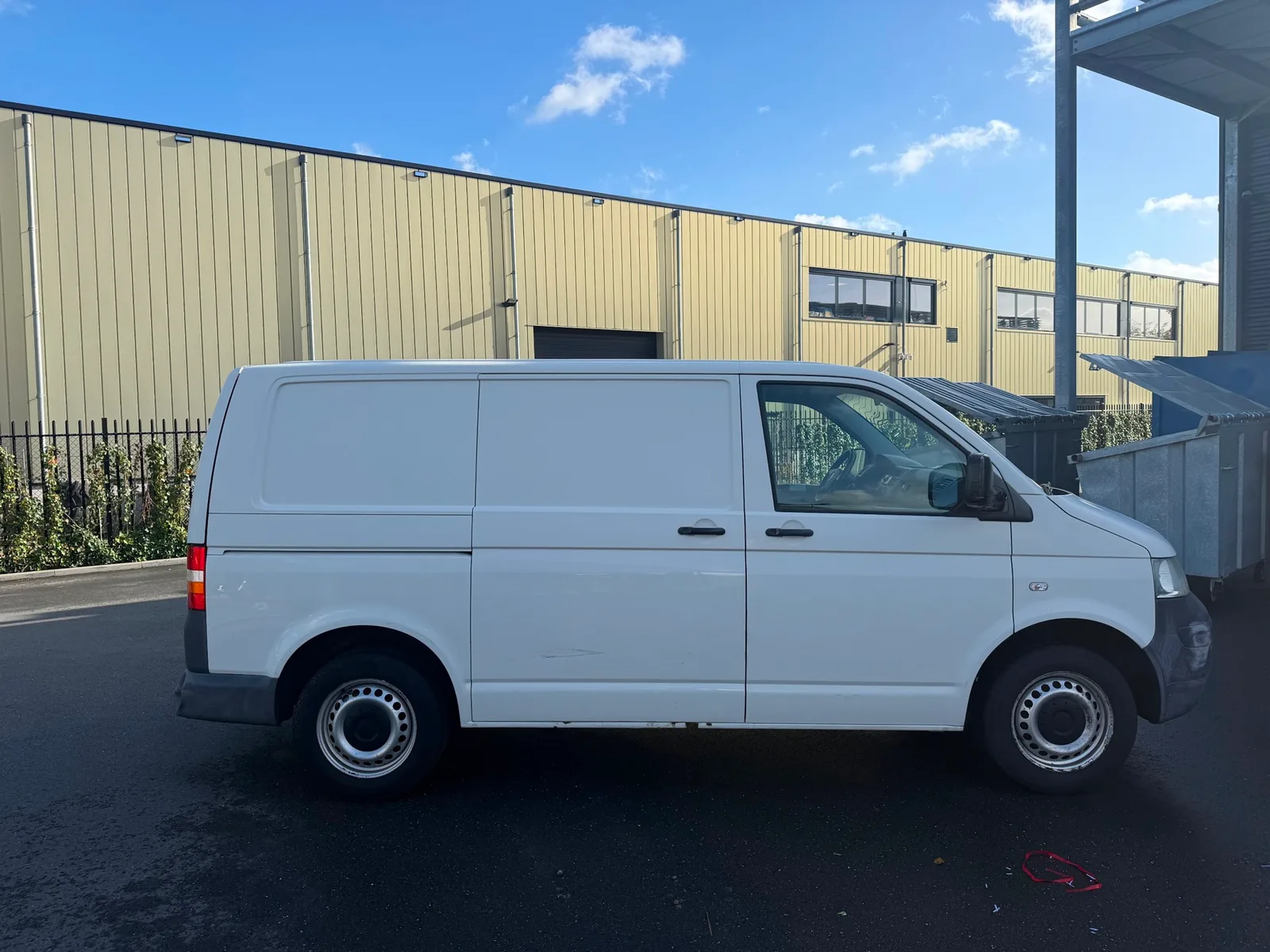 Volkswagen Transporter (2008) — foto 1