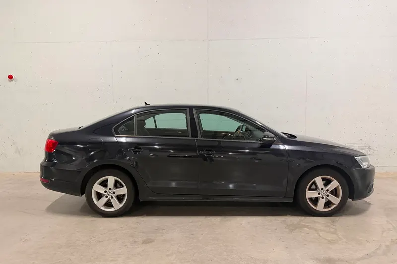 Volkswagen Jetta (2012)