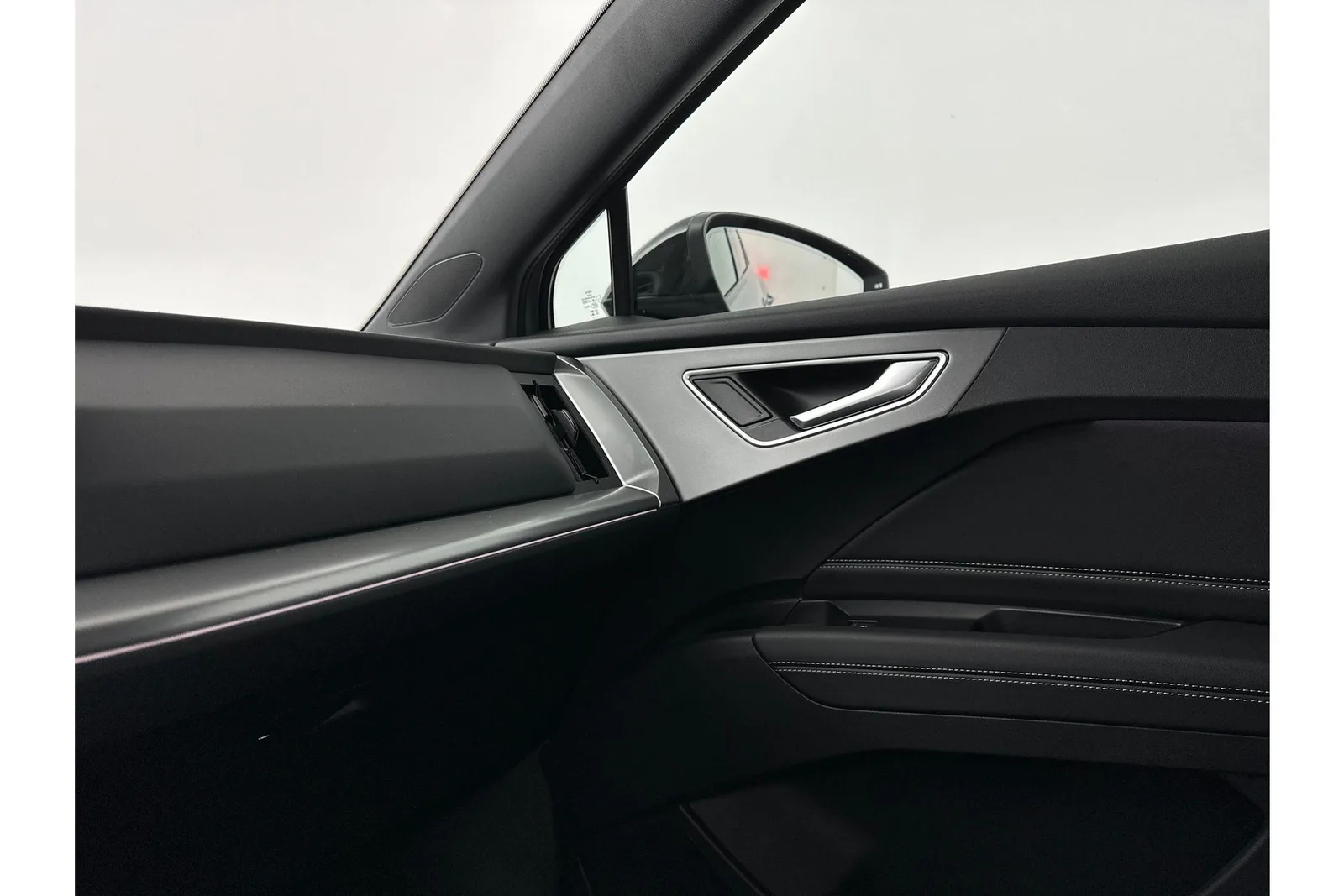 Audi Q4 e-tron (2026) — foto 1