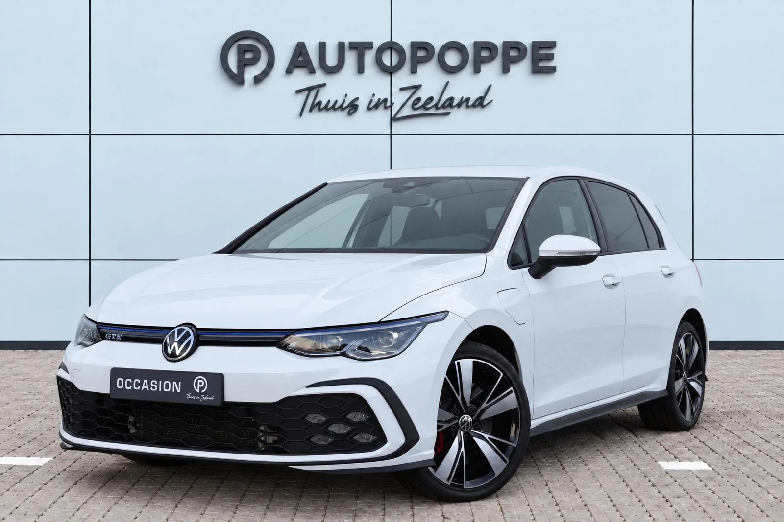 Volkswagen Golf (2020) — foto 1