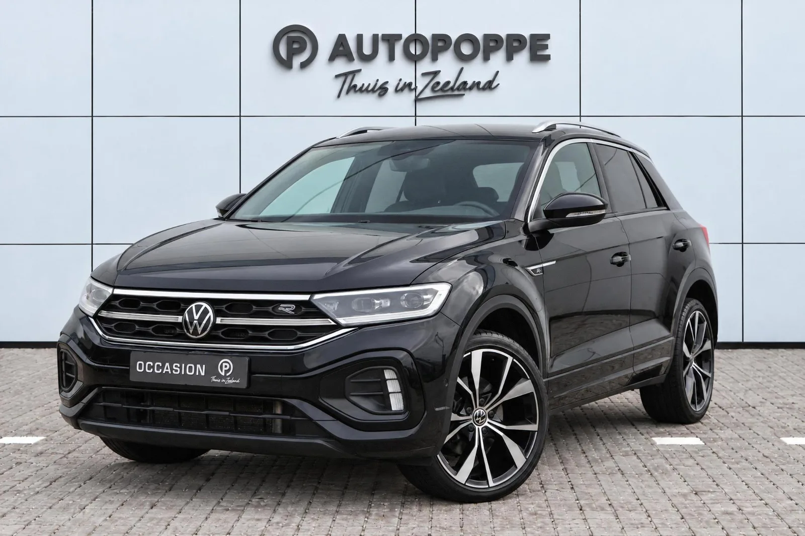 Volkswagen T-Roc (2024) — foto 1