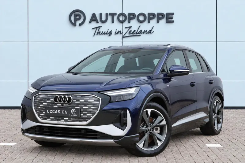 Audi Q4 e-tron (2023)