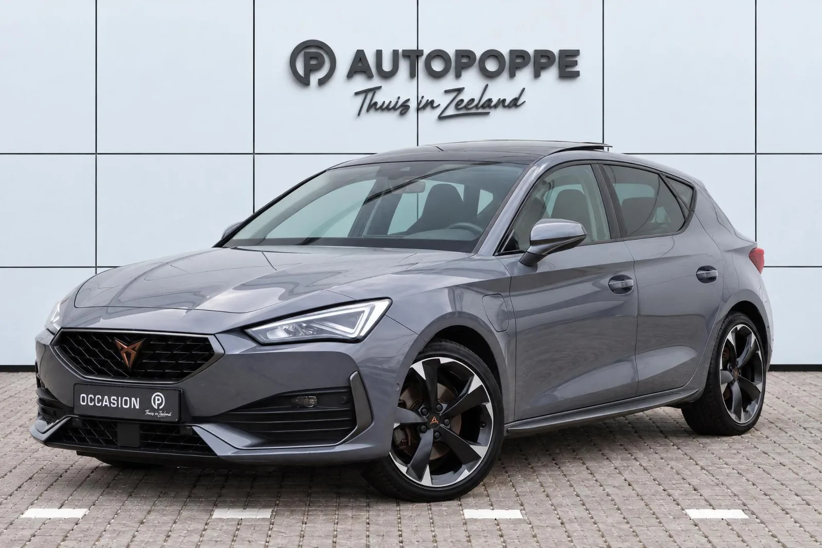 CUPRA Leon (2024) — foto 1