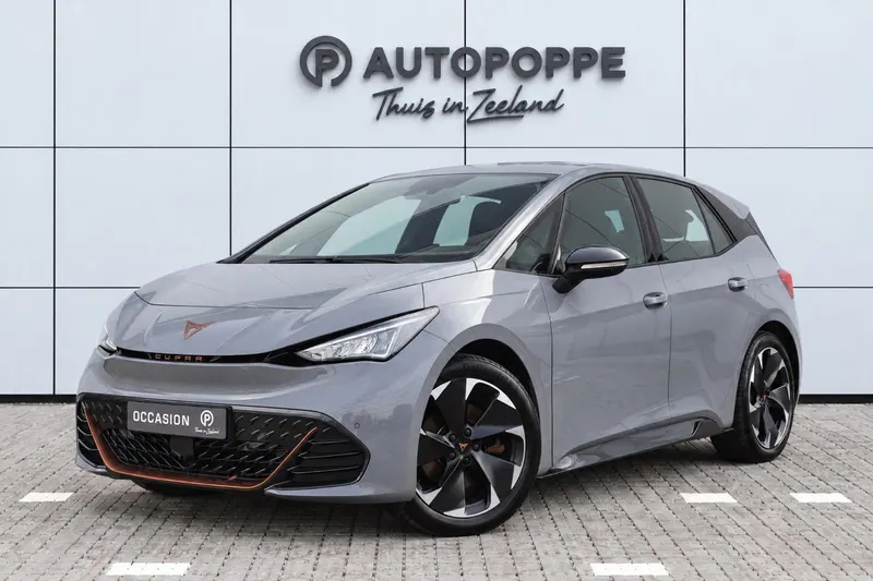 CUPRA Born (2024)
