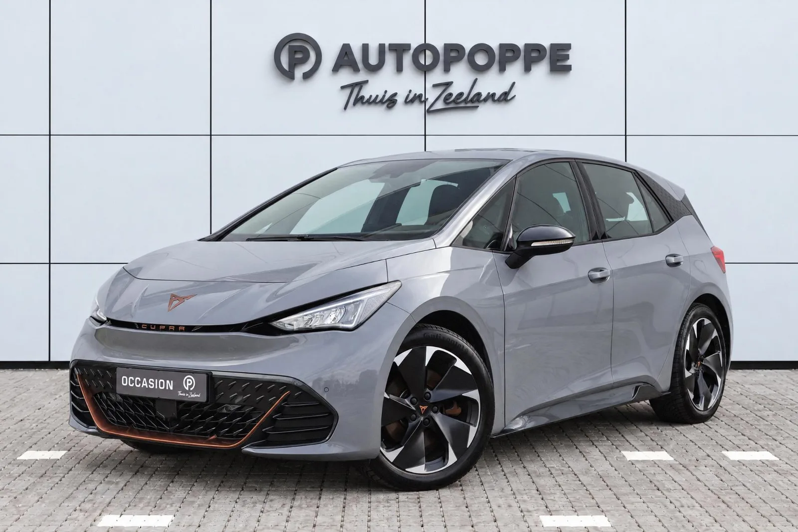 CUPRA Born (2024) — foto 1