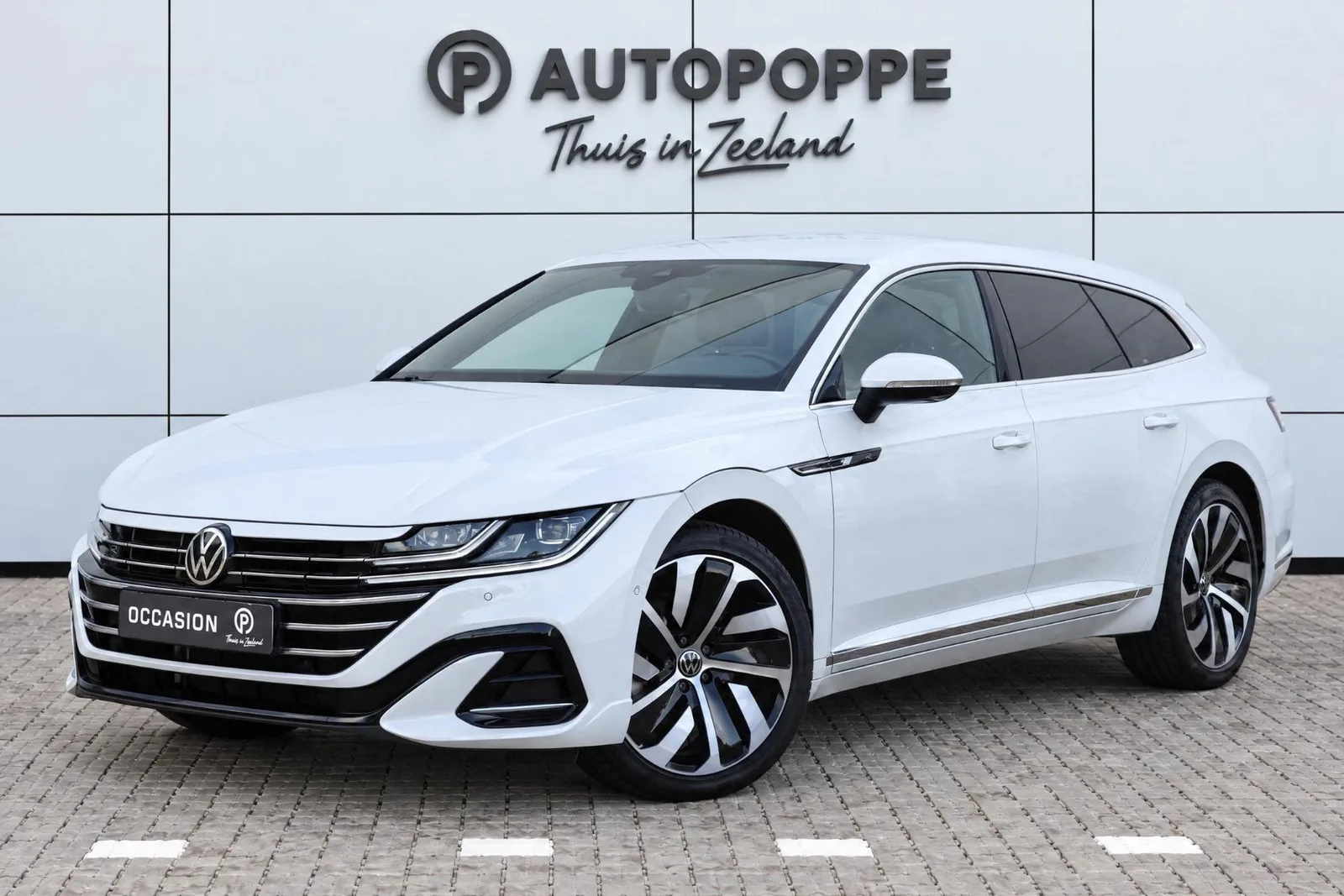 Volkswagen Arteon Shooting Brake (2022) — foto 1