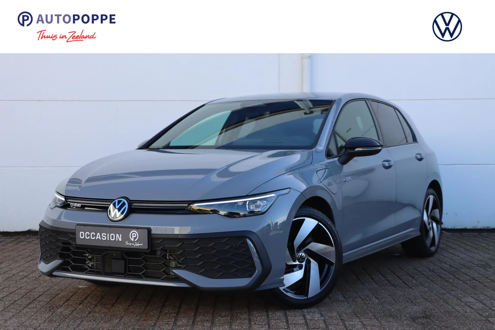 Volkswagen Golf (2025) — foto 1