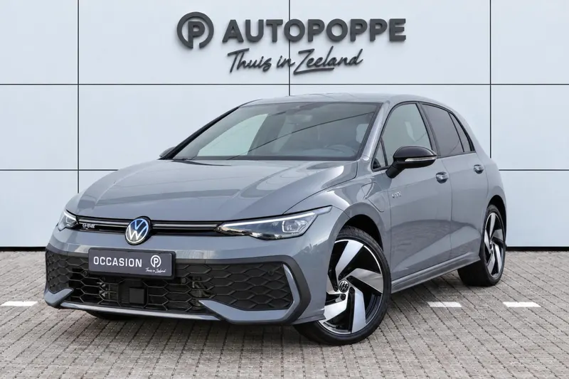 Volkswagen Golf (2025)