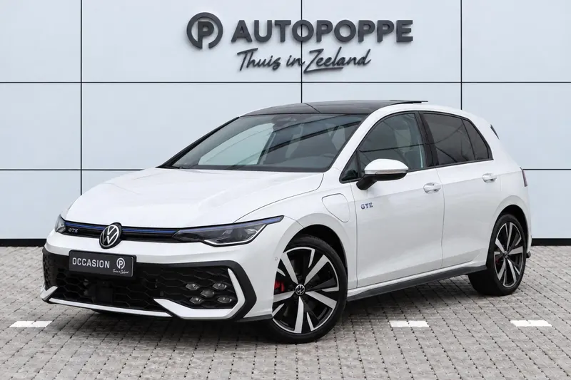 Volkswagen Golf (2025)