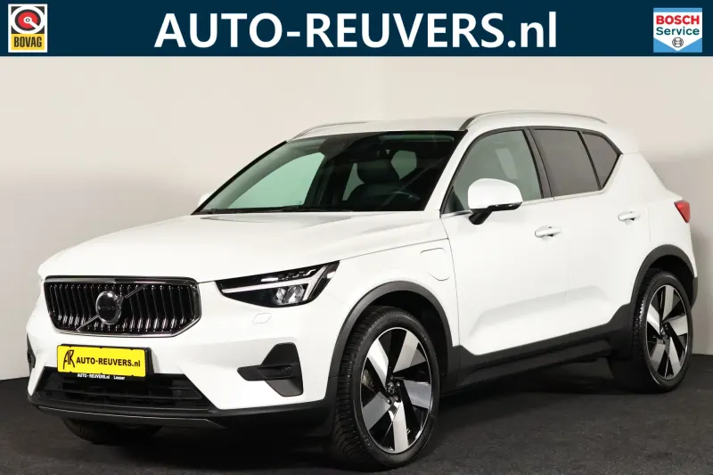 Volvo XC40 (2022)