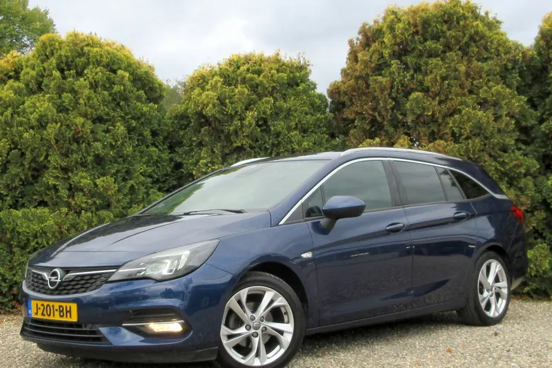 Opel Astra (2020)