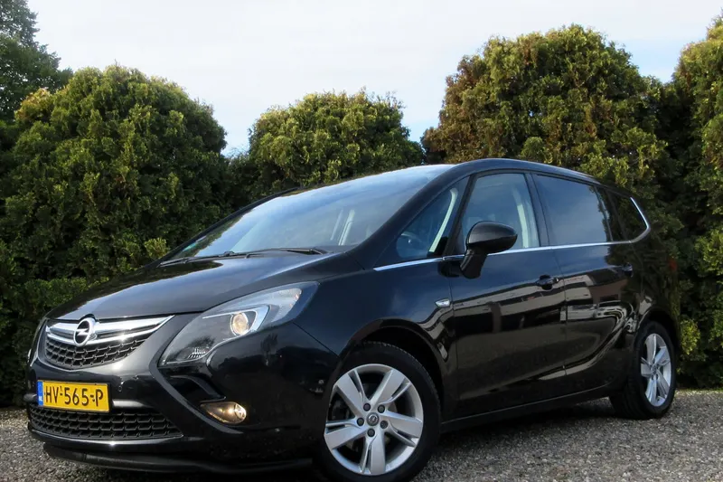 Opel Zafira (2016)
