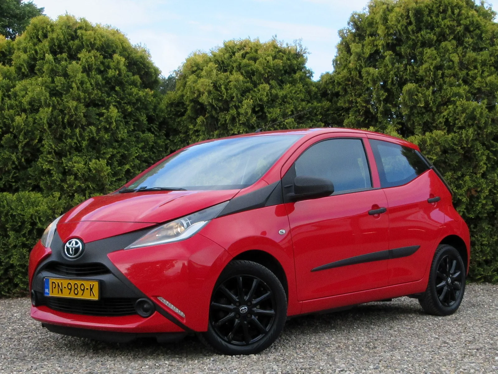 Toyota Aygo (2017) — foto 1