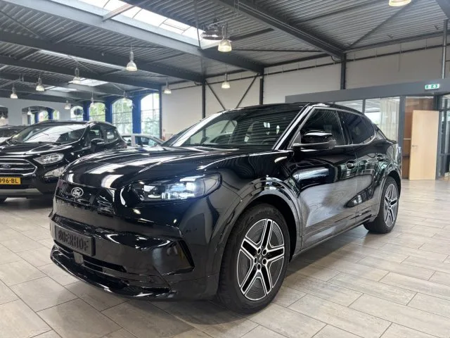 Ford Capri (2025) — foto 1