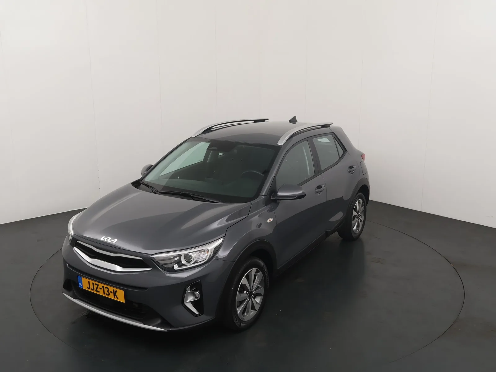 Kia Stonic (2023) — foto 1