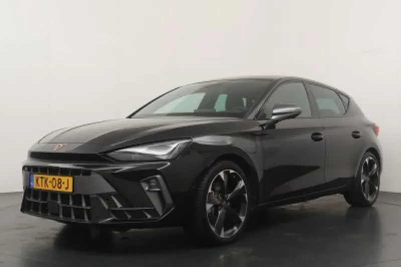 CUPRA Leon (2025)