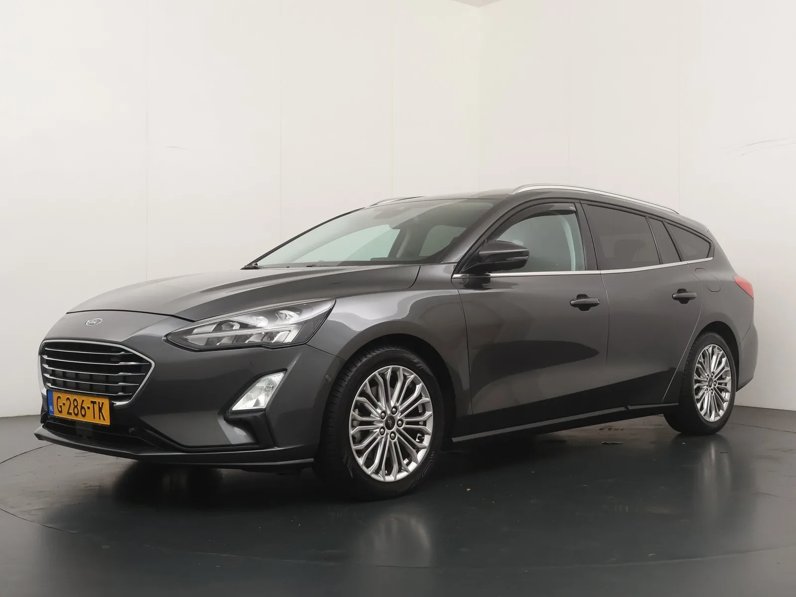 Ford Focus (2019) — foto 1