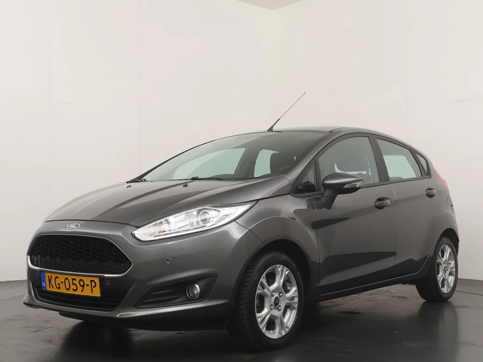 Ford Fiesta (2016) — foto 1