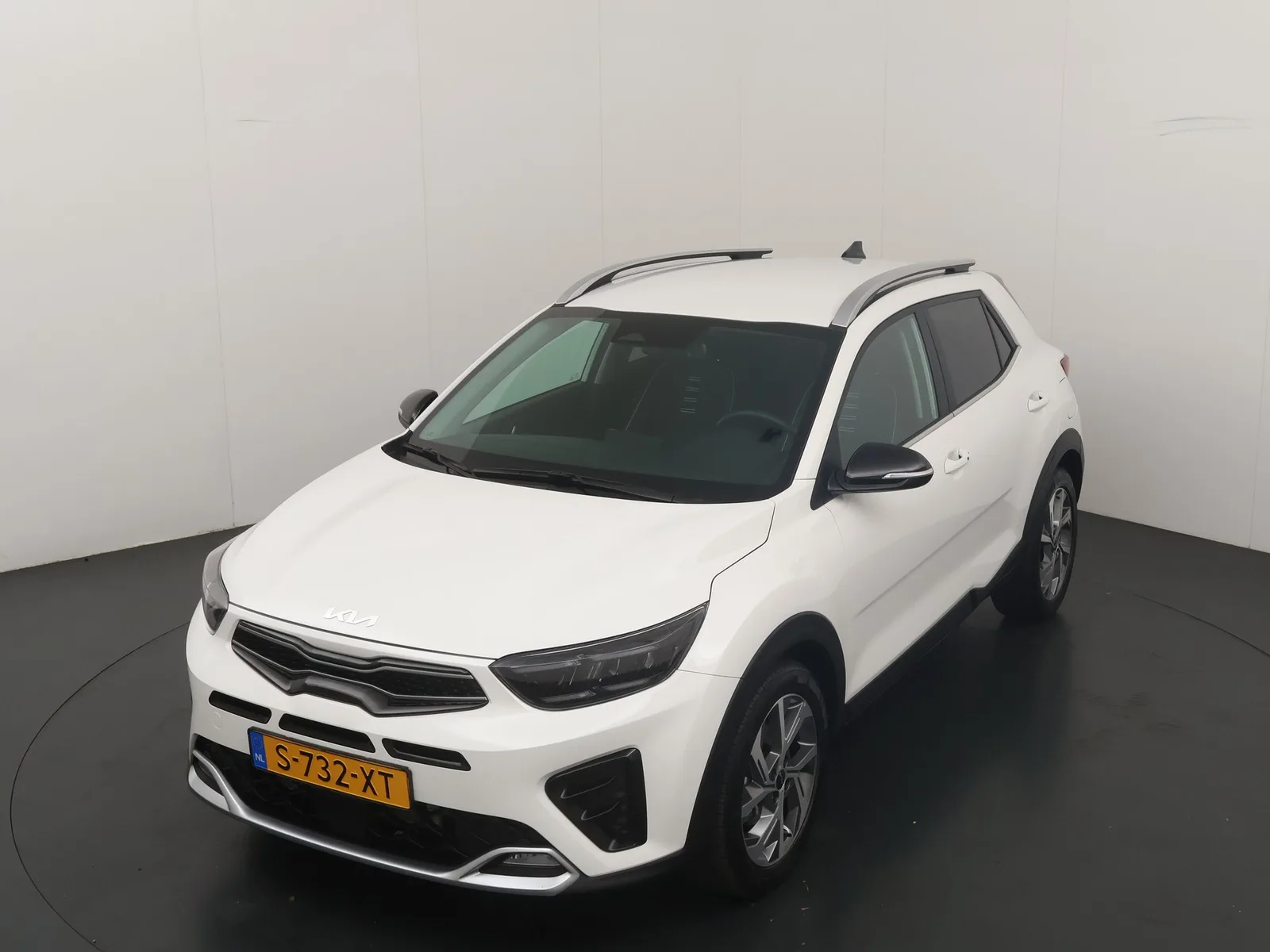 Kia Stonic (2023) — foto 1