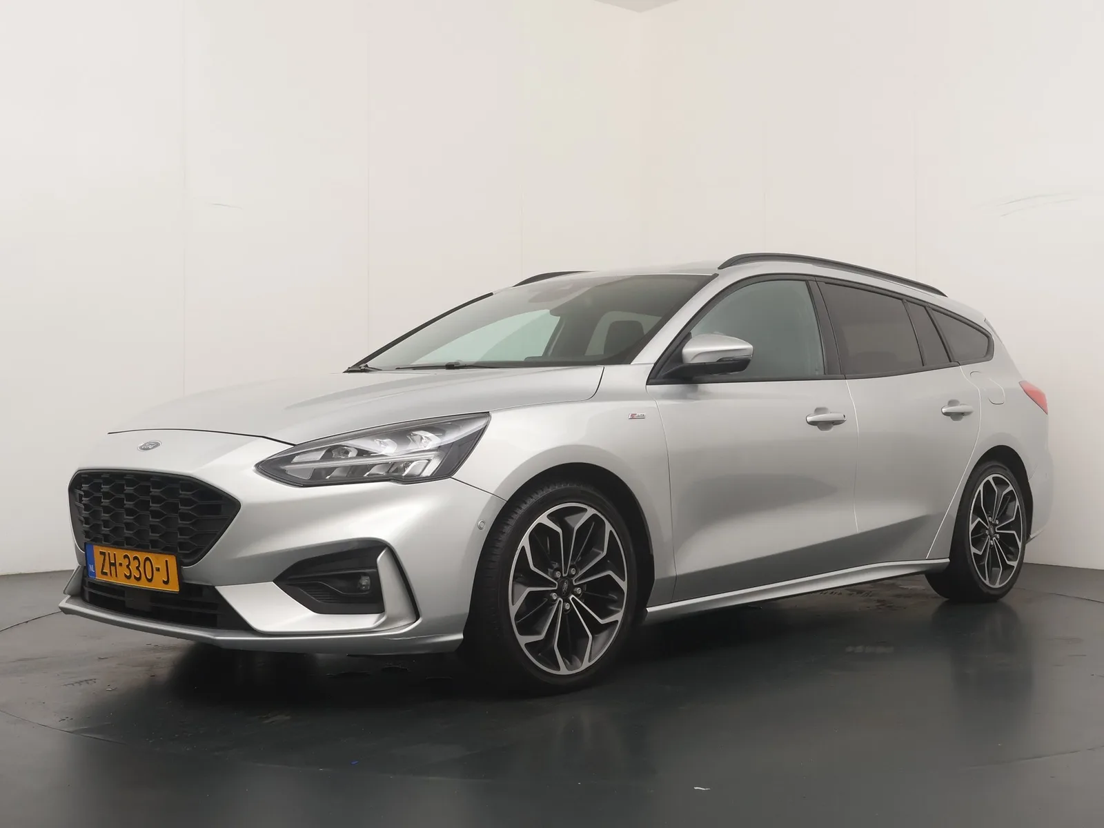 Ford Focus (2019) — foto 1