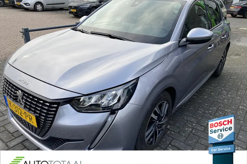 Peugeot 208 (2021)