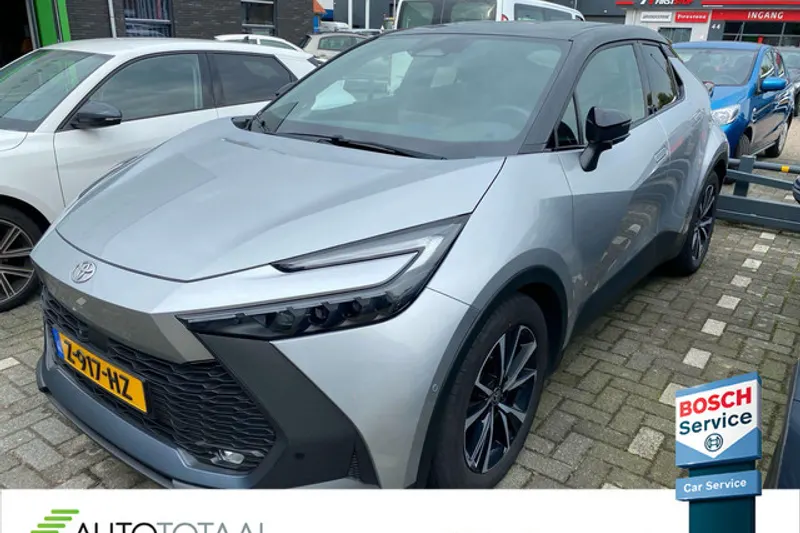 Toyota C-HR (2024)