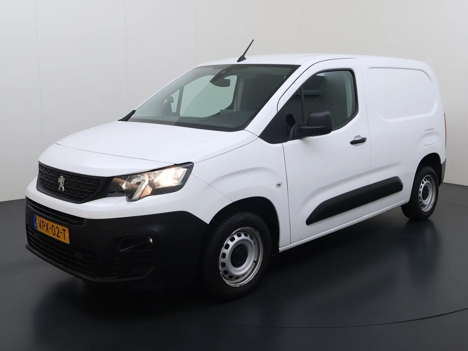 Peugeot Partner (2022) — foto 1