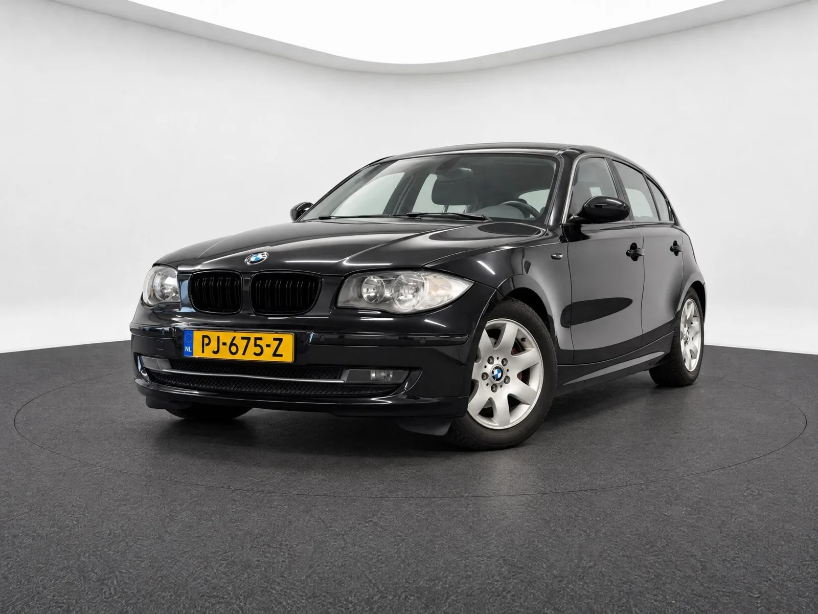 BMW 1-Serie (2007) — foto 1