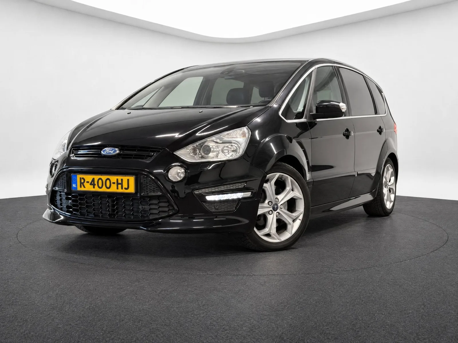 Ford S-Max (2010) — foto 1
