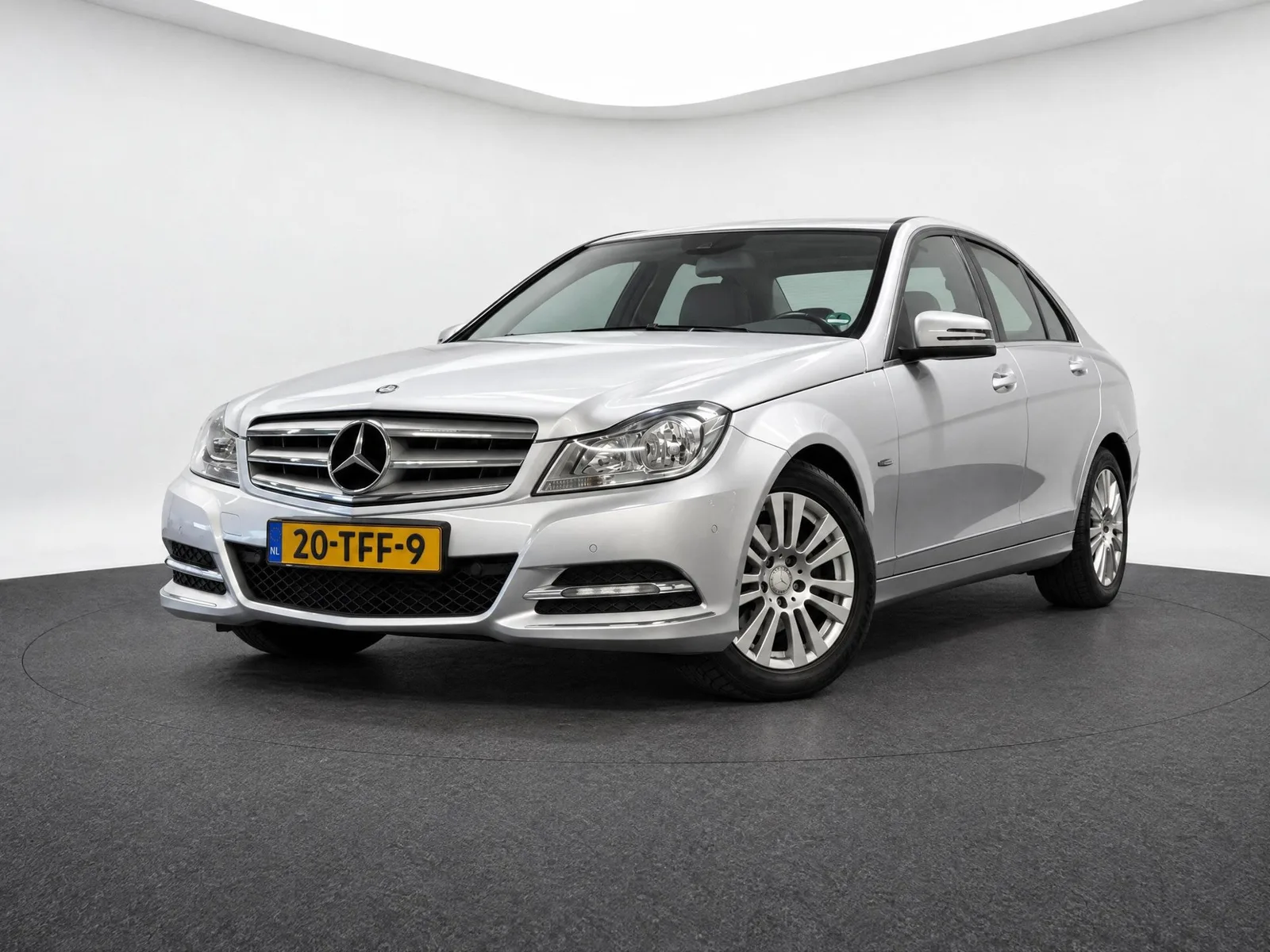 Mercedes-Benz C-Klasse (2012) — foto 1