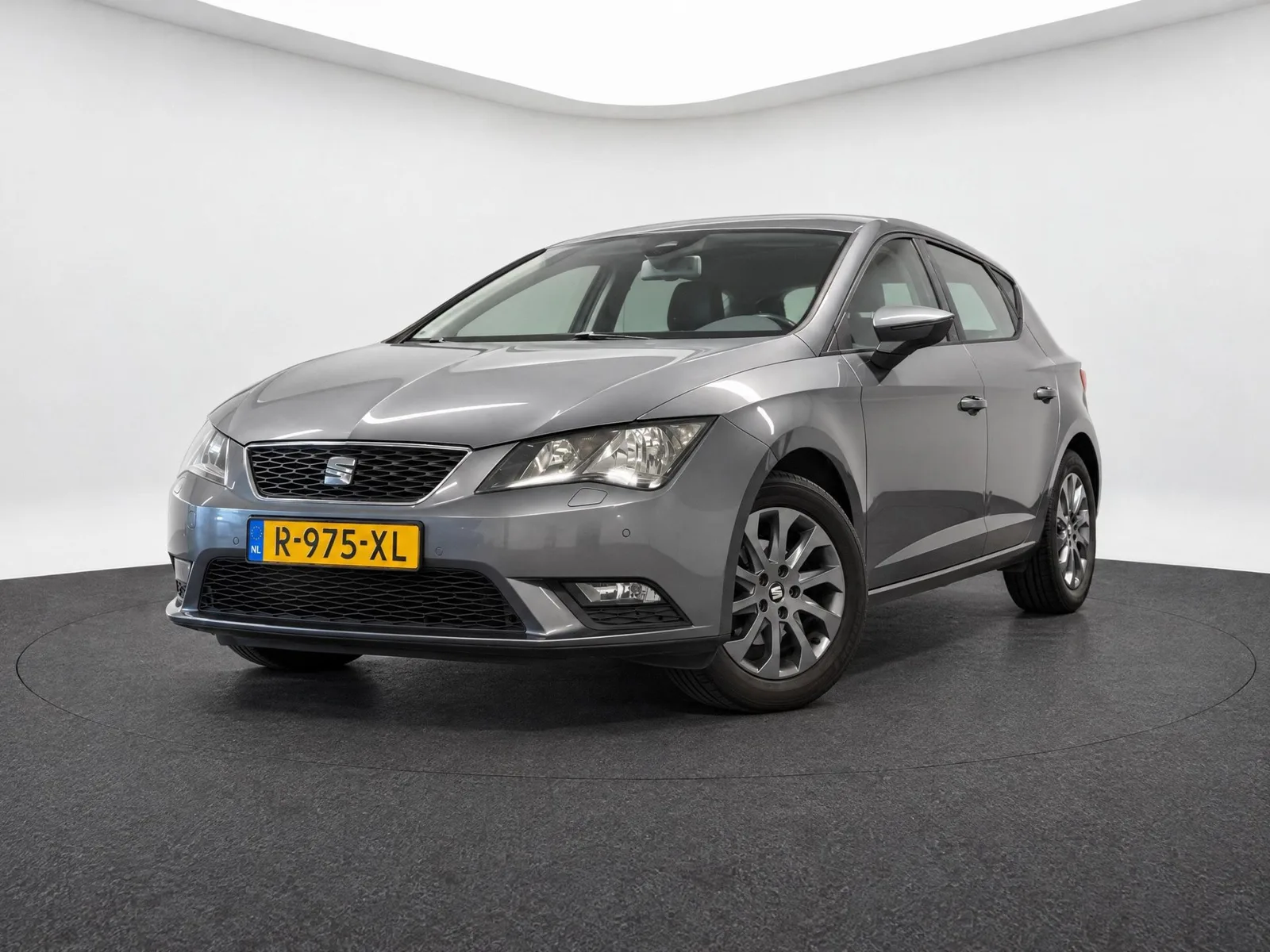 SEAT Leon (2014) — foto 1