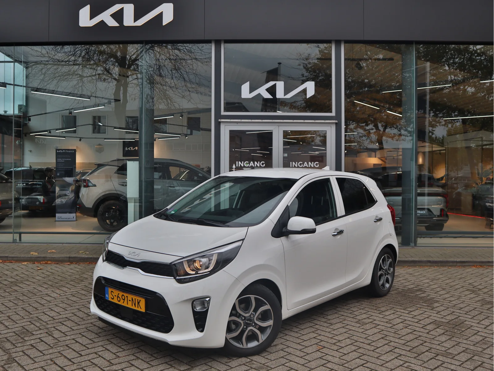 Kia Picanto (2023) — foto 1