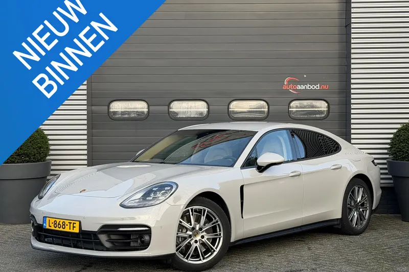 Porsche Panamera (2021)