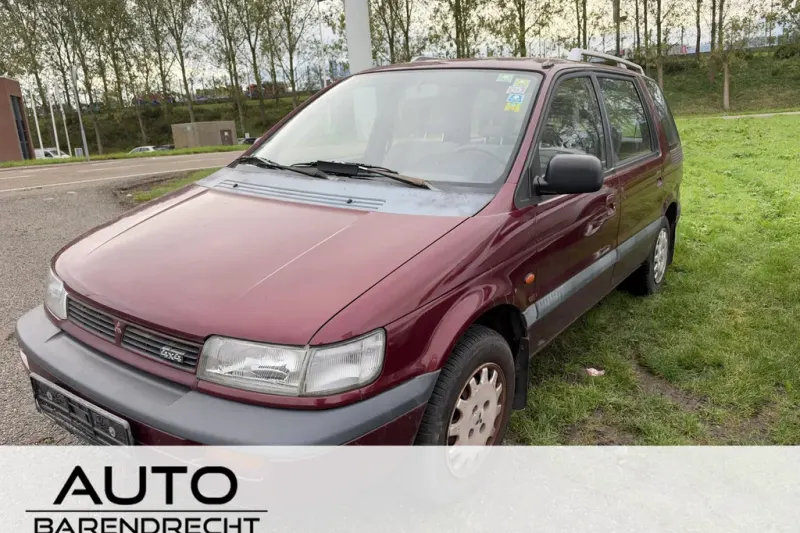 Mitsubishi Space Wagon (1993)