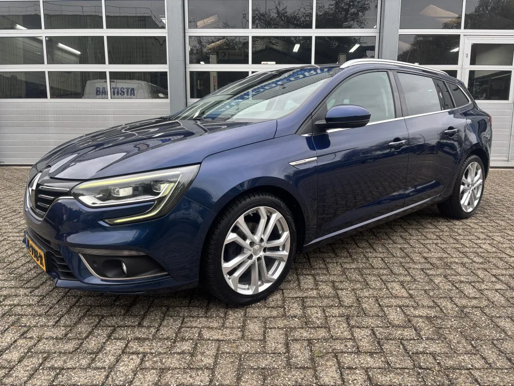 Renault Mégane (2019) — foto 1