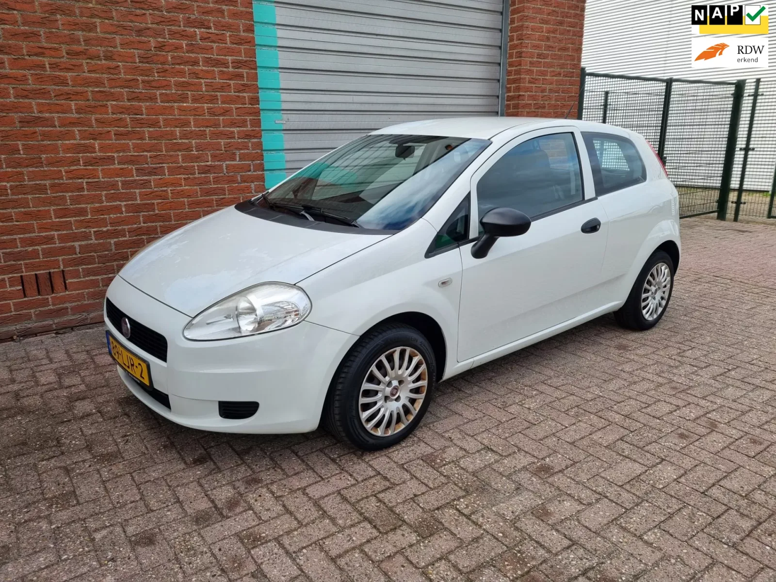 Fiat Grande Punto (2010) — foto 1